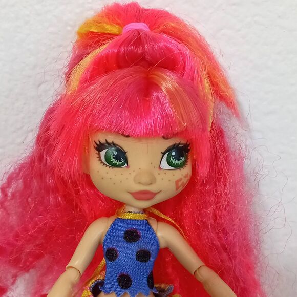 Cave Club Emberly Doll Mattel Posable Artist Toy GUC 8" with Outfit - Picture 3 of 5